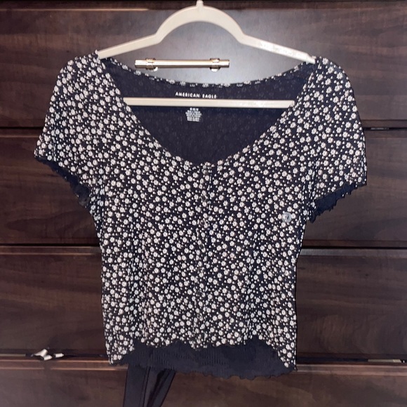 American Eagle Soft and Sexy Rib Floral Button Down - Picture 1 of 3